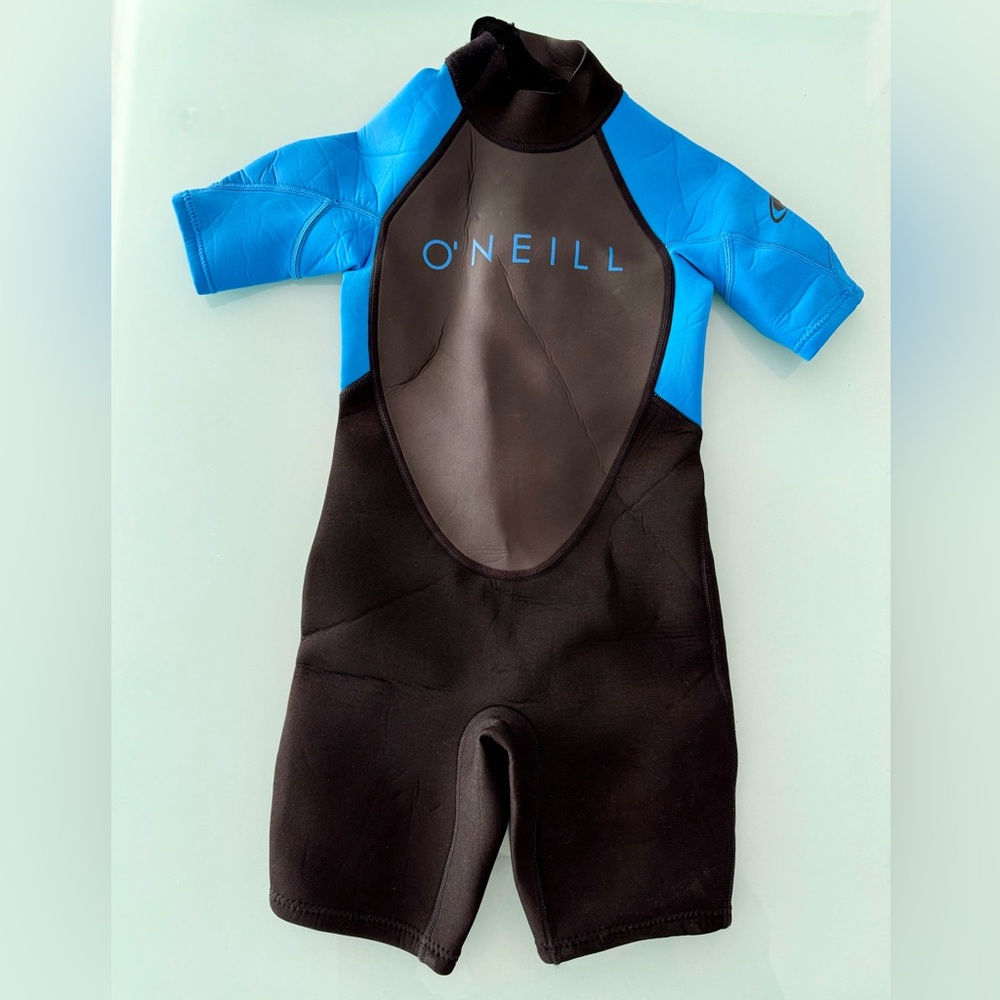 O’Neill kids Reactor II 2 mm premium wet suit size 6